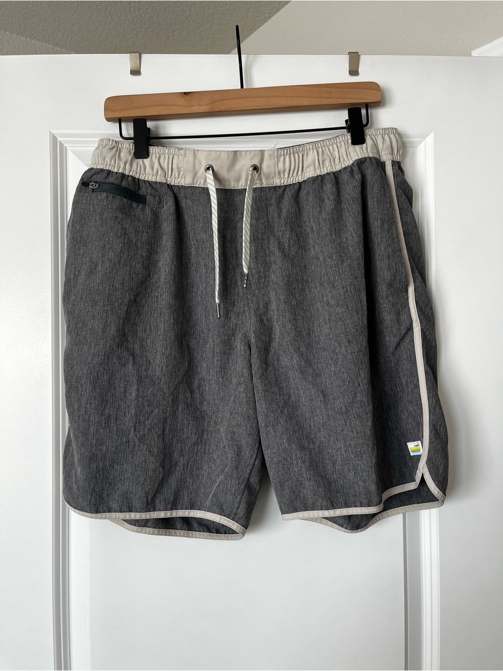 Vuori Gray Athletic Shorts with Cream Trim
